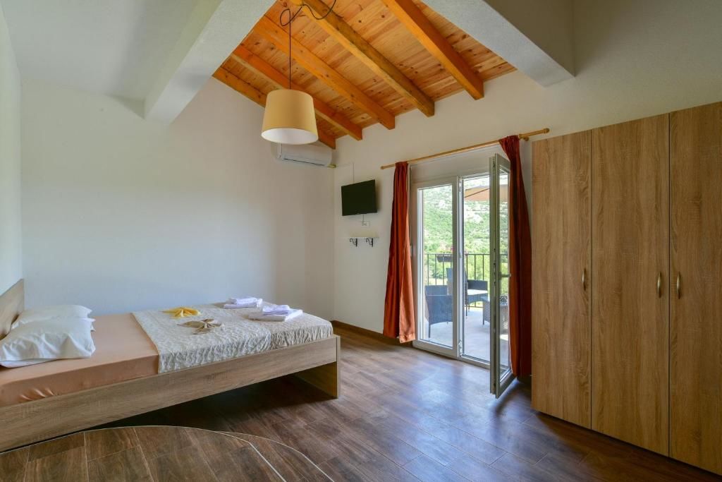 Отели типа «постель и завтрак» Andjela Apartments Вирпазар