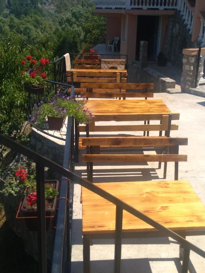 Отели типа «постель и завтрак» Andjela Apartments Вирпазар-11