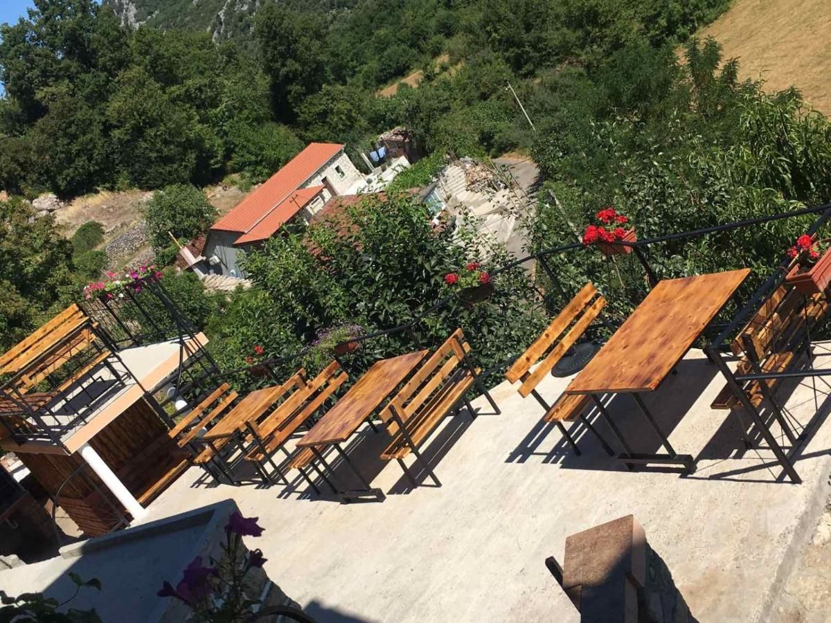 Отели типа «постель и завтрак» Andjela Apartments Вирпазар-12