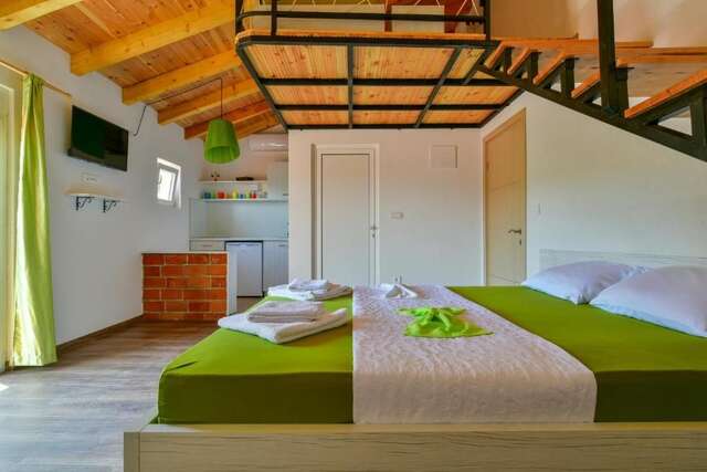 Отели типа «постель и завтрак» Andjela Apartments Вирпазар-91